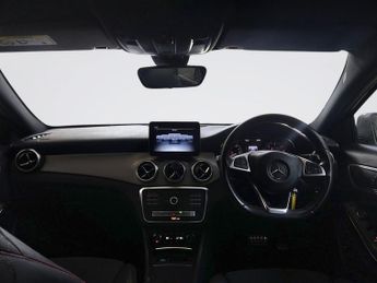 MERCEDES-BENZ GLA 2.1 GLA200d AMG Line SUV 5dr Diesel 7G-DCT Euro 6 (s/s) (136 ps)