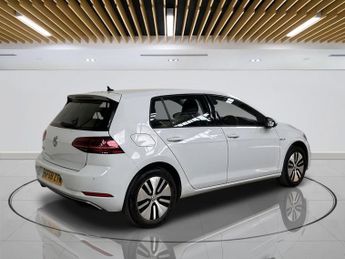 VOLKSWAGEN E-GOLF 35.8kWh e-Golf Hatchback 5dr Electric Auto (136 ps)
