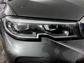 BMW 3 SERIES 2.0 330e 12kWh M Sport Touring 5dr Petrol Plug-in Hybrid Auto Eu