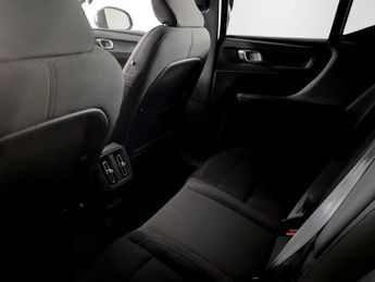 VOLVO XC40 Recharge 69kWh Plus SUV 5dr Electric Auto (231 ps)
