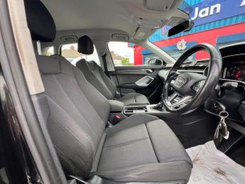 AUDI Q3 2.0 TDI 35 Sport S Tronic quattro Euro 6 (s/s) 5dr