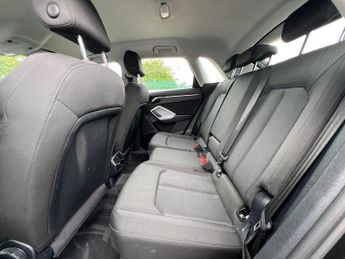 AUDI Q3 2.0 TDI 35 Sport S Tronic quattro Euro 6 (s/s) 5dr