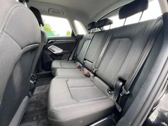 AUDI Q3 2.0 TDI 35 Sport S Tronic quattro Euro 6 (s/s) 5dr