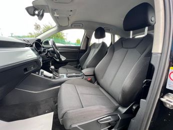 AUDI Q3 2.0 TDI 35 Sport S Tronic quattro Euro 6 (s/s) 5dr
