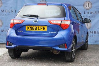 TOYOTA YARIS 1.5 VVT-h Icon Tech Hatchback 5dr Petrol Hybrid E-CVT Euro 6 (s/