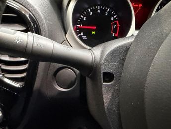 NISSAN JUKE 1.6 Acenta Premium SUV 5dr Petrol XTRON Euro 6 (117 ps)