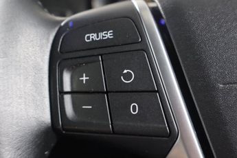 VOLVO XC60 2.0 D4 SE Lux Nav SUV 5dr Diesel Auto Euro 6 (s/s) (190 ps)