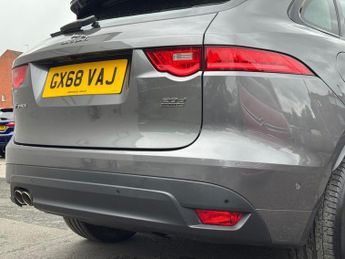 JAGUAR F-PACE 2.0 D180 R-Sport SUV 5dr Diesel Auto AWD Euro 6 (s/s) (180 ps)