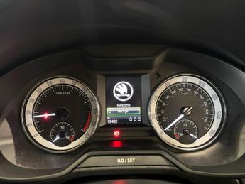 SKODA OCTAVIA 2.0 TDI SE L Hatchback 5dr Diesel DSG Euro 6 (s/s) (150 ps)