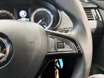 SKODA OCTAVIA 2.0 TDI SE L Hatchback 5dr Diesel DSG Euro 6 (s/s) (150 ps)