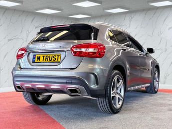 MERCEDES-BENZ 180 2.1 GLA220d AMG Line SUV 5dr Diesel 7G-DCT 4MATIC Euro 6 (s/s) (