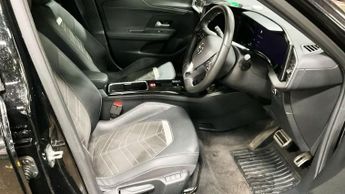 VAUXHALL MOKKA ELECTRIC 50kWh Ultimate SUV 5dr Electric Auto (136 ps)