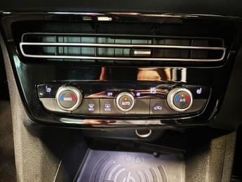 VAUXHALL MOKKA ELECTRIC 50kWh Ultimate SUV 5dr Electric Auto (136 ps)