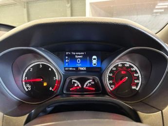 FORD FOCUS 2.0 TDCi ST-2 Hatchback 5dr Diesel Powershift Euro 6 (s/s) (185 