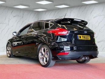 FORD FOCUS 2.0 TDCi ST-2 Hatchback 5dr Diesel Powershift Euro 6 (s/s) (185 