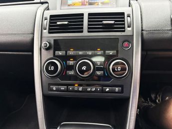 LAND ROVER DISCOVERY SPORT 2.0 TD4 Landmark SUV 5dr Diesel Auto 4WD Euro 6 (s/s) (180 ps)