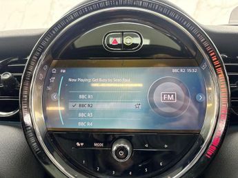 MINI Electric Hatch Cooper SE 32.6kWh Level 3 Hatchback 3dr Electric Auto (184 ps)