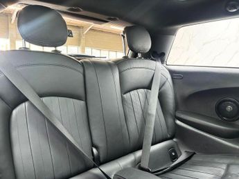 MINI Electric Hatch Cooper SE 32.6kWh Level 3 Hatchback 3dr Electric Auto (184 ps)