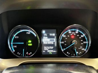TOYOTA RAV4 2.5 VVT-h Design SUV 5dr Petrol Hybrid CVT 4WD Euro 6 (s/s) (197