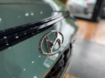 HYUNDAI BAYON 1.0 T-GDi MHEV Premium SUV 5dr Petrol Hybrid DCT Euro 6 (s/s) (1