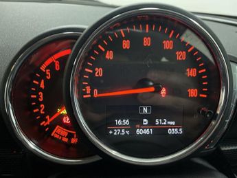MINI CLUBMAN 2.0 Cooper D (Black Pack) Estate 6dr Diesel Manual Euro 6 (s/s) 