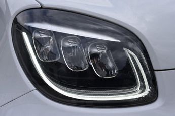 SMART FORTWO 17.6kWh Exclusive Cabriolet 2dr Electric Auto (22kW Charger) (82