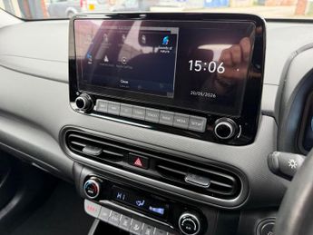 HYUNDAI KONA 1.6 h-GDi Premium SUV 5dr Petrol Hybrid DCT Euro 6 (s/s) (141 ps