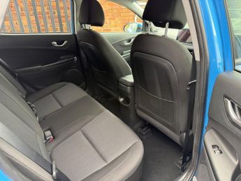 HYUNDAI KONA 1.6 h-GDi Premium SUV 5dr Petrol Hybrid DCT Euro 6 (s/s) (141 ps