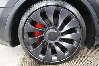 TESLA MODEL Y (Dual Motor) Performance SUV 5dr Electric Auto 4WDE (426 bhp)