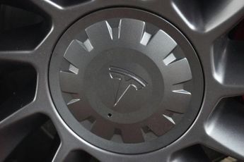 TESLA MODEL Y (Dual Motor) Performance SUV 5dr Electric Auto 4WDE (426 bhp)