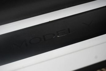 TESLA MODEL Y (Dual Motor) Performance SUV 5dr Electric Auto 4WDE (426 bhp)