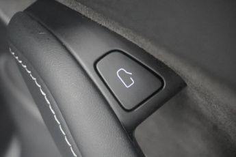 TESLA MODEL Y (Dual Motor) Performance SUV 5dr Electric Auto 4WDE (426 bhp)