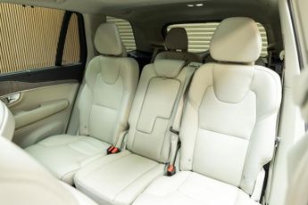 VOLVO XC90 2.0 B5 MHEV Plus SUV 5dr Petrol Hybrid Auto 4WD Euro 6 (s/s) (25
