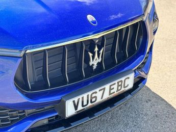 MASERATI LEVANTE 3.0D V6 SUV 5dr Diesel ZF 4WD Euro 6 (s/s) (275 ps)