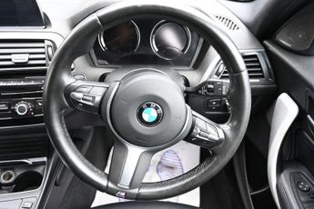 BMW 1 SERIES 1.5 118i M Sport Shadow Edition Hatchback 5dr Petrol Auto Euro 6