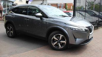 Nissan Qashqai 1.3 DIG-T MHEV N-Connecta SUV 5dr Petrol Hybrid XTRON Euro 6 (s/