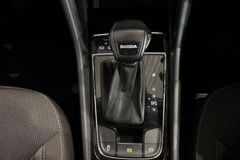 SKODA KODIAQ 1.5 TSI ACT SE Drive SUV 5dr Petrol DSG Euro 6 (s/s) (7 Seat) (1