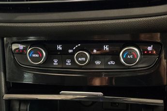 VAUXHALL GRANDLAND X 1.5 Turbo D Ultimate SUV 5dr Diesel Auto Euro 6 (s/s) (130 ps) 3
