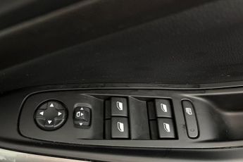 VAUXHALL GRANDLAND X 1.5 Turbo D Ultimate SUV 5dr Diesel Auto Euro 6 (s/s) (130 ps) 3