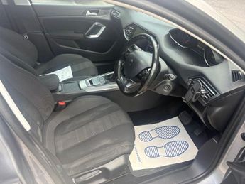 PEUGEOT 308 2.0 BlueHDi Allure Hatchback 5dr Diesel Auto Euro 6 (s/s) (150 p