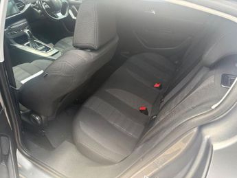 PEUGEOT 308 2.0 BlueHDi Allure Hatchback 5dr Diesel Auto Euro 6 (s/s) (150 p