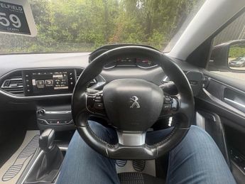 PEUGEOT 308 2.0 BlueHDi Allure Hatchback 5dr Diesel Auto Euro 6 (s/s) (150 p