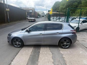 PEUGEOT 308 2.0 BlueHDi Allure Hatchback 5dr Diesel Auto Euro 6 (s/s) (150 p