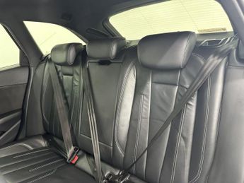 AUDI A4 AVANT 2.0 TDI S line Estate 5dr Diesel S Tronic Euro 6 (s/s) (190 ps)