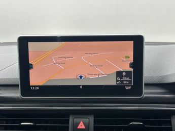 AUDI A4 AVANT 2.0 TDI S line Estate 5dr Diesel S Tronic Euro 6 (s/s) (190 ps)