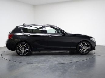 BMW 1 SERIES 2.0 118d M Sport Shadow Edition Hatchback 5dr Diesel Auto Euro 6
