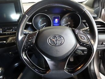 TOYOTA C-HR 1.8 VVT-h Icon SUV 5dr Petrol Hybrid CVT Euro 6 (s/s) (122 ps)