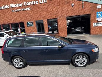 VOLVO V70 2.4 D5 SE Lux Estate 5dr Diesel Geartronic Euro 5 (205 ps)