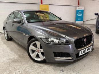 Jaguar XF 2.0d Portfolio Saloon 4dr Diesel Auto Euro 6 (s/s) (180 ps)