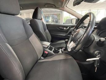 NISSAN QASHQAI 1.5 dCi Acenta Premium SUV 5dr Diesel Manual Euro 6 (s/s) (115 p